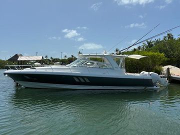2009 Intrepid 475 Sport Yacht