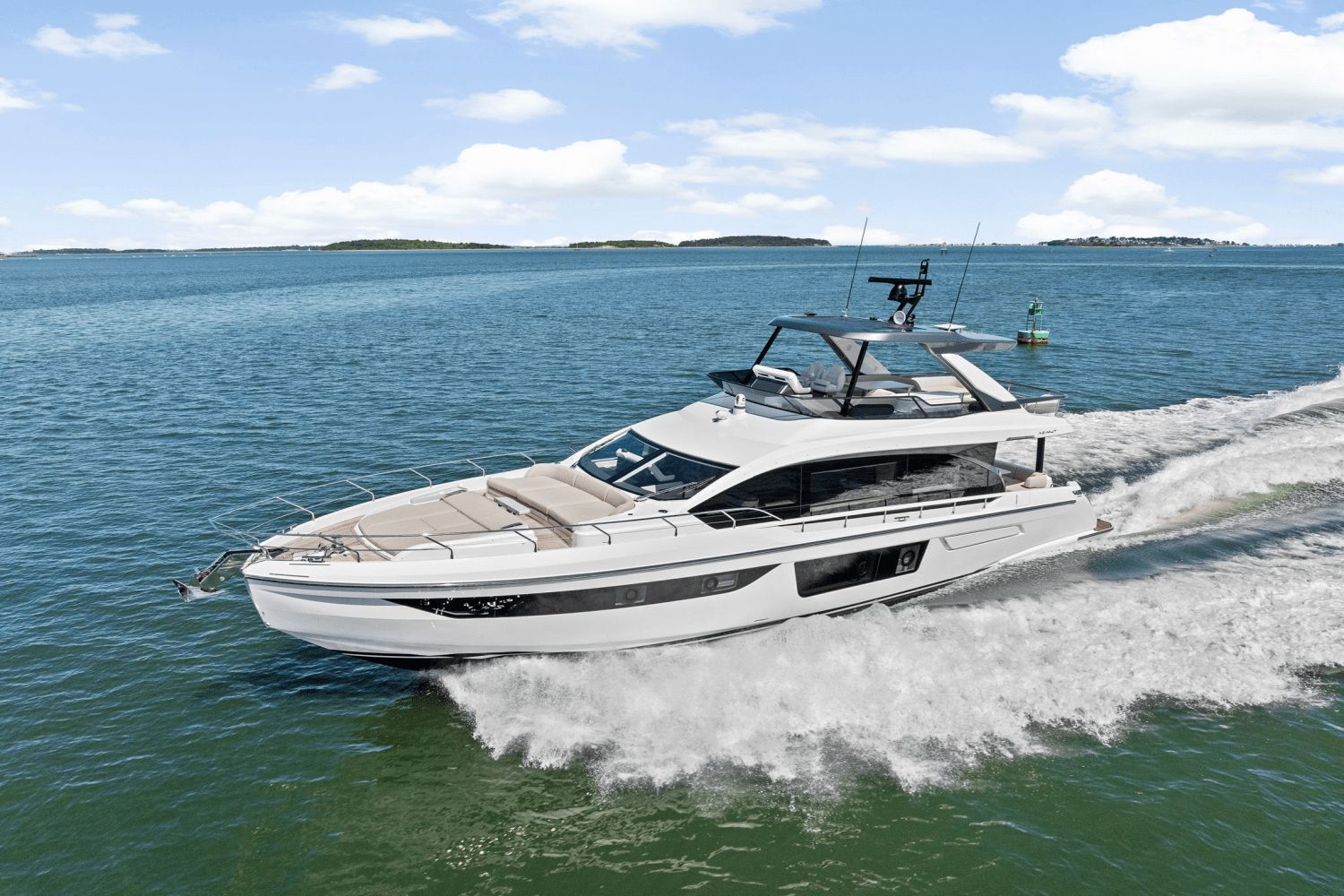 2026 Azimut Fly 68