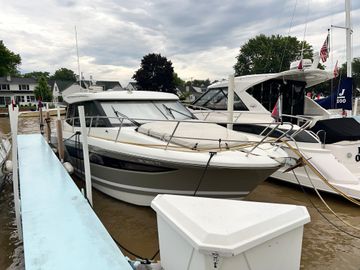 2017 Jeanneau NC11