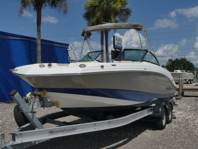 2017 NauticStar 223 DC
