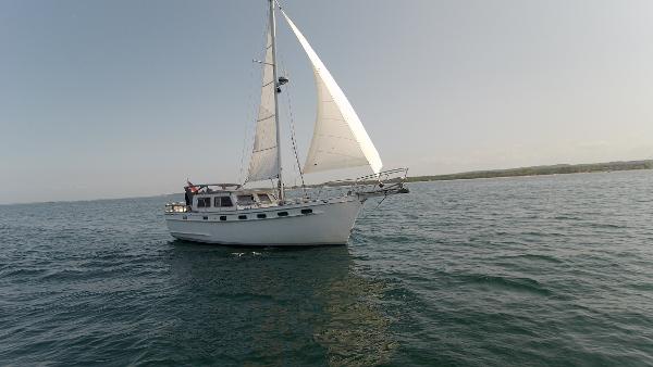 1984 Island Trader 40