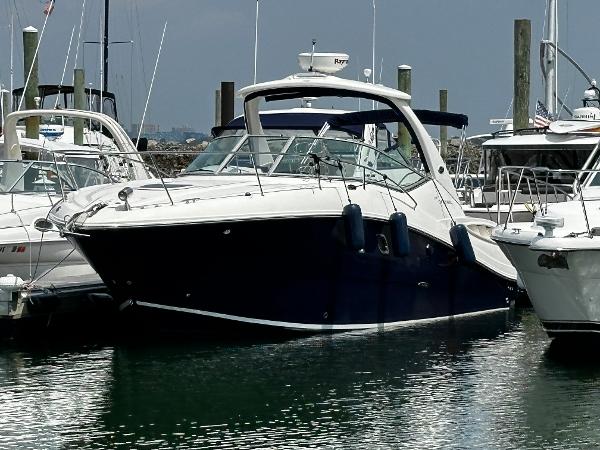 Sea Ray 310 Sundancer 1 port front