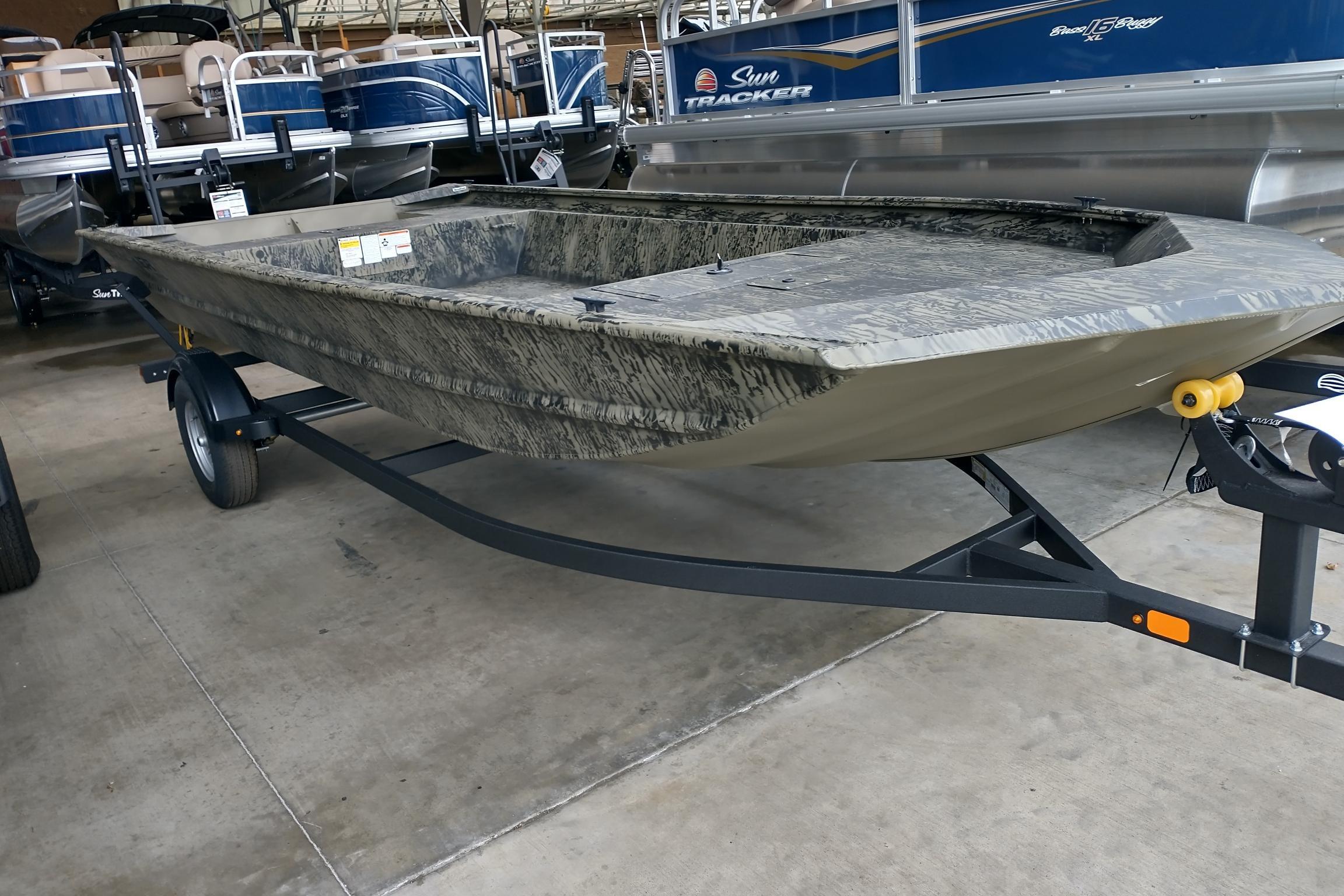 2026 Tracker GRIZZLY 1860 Utility