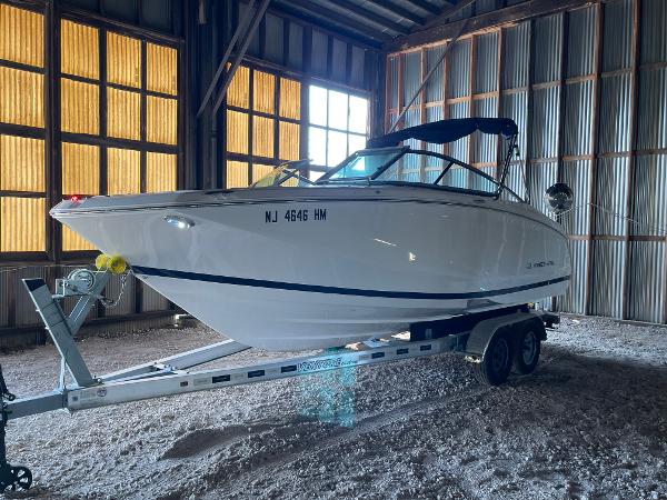 2019 Regal 22 FasDeck