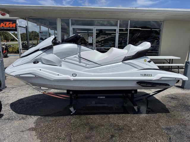 Yamaha WaveRunner FX Cruiser SVHO