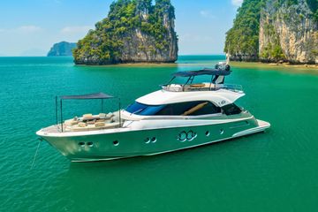 2015 Monte Carlo Yachts MCY 70