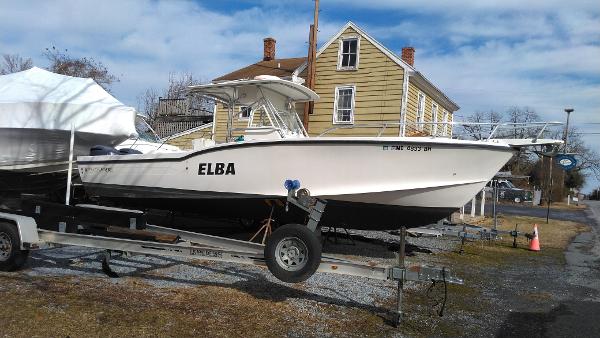 1998 Ocean Master 31 Center Console