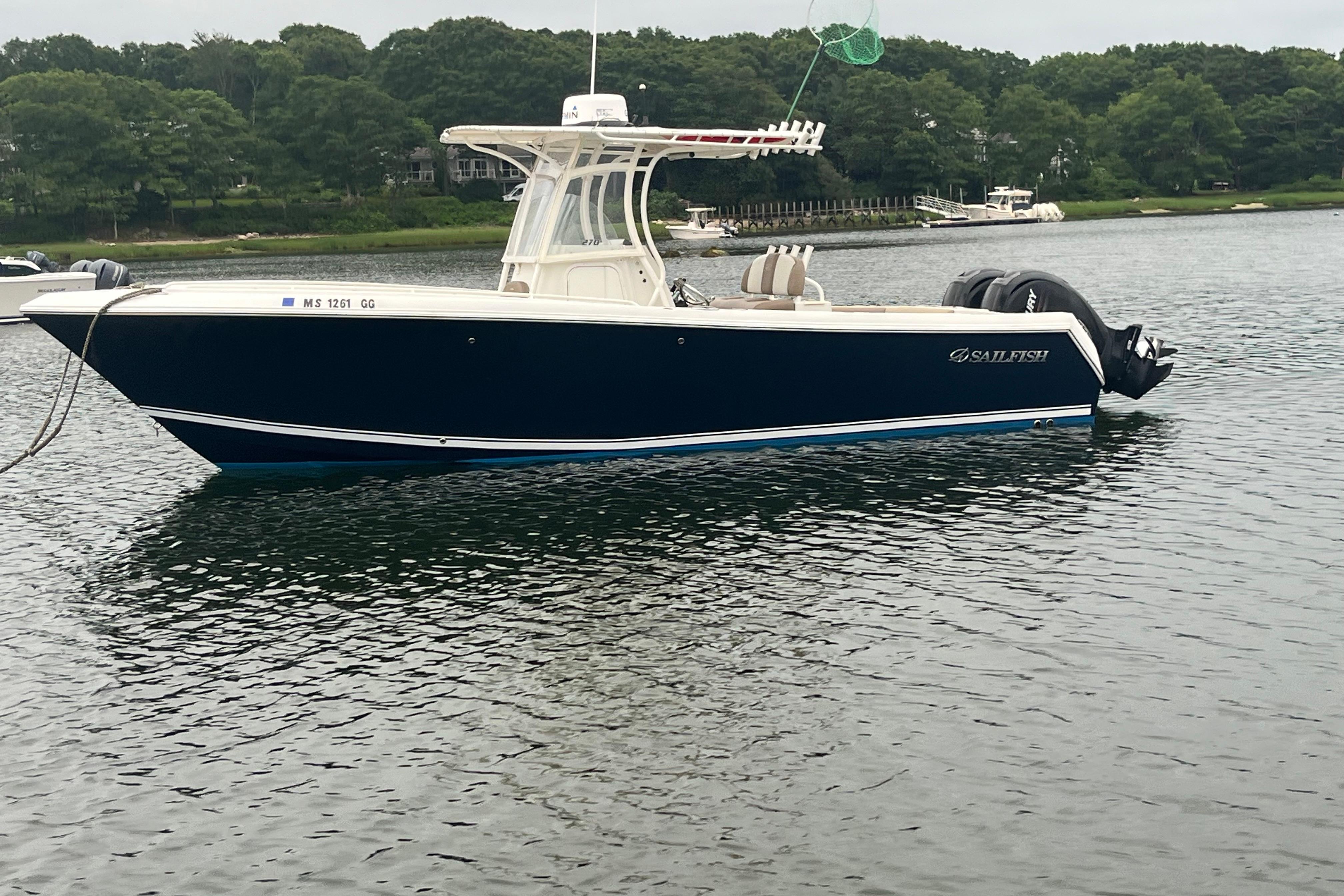 2013 Sailfish 270 CC
