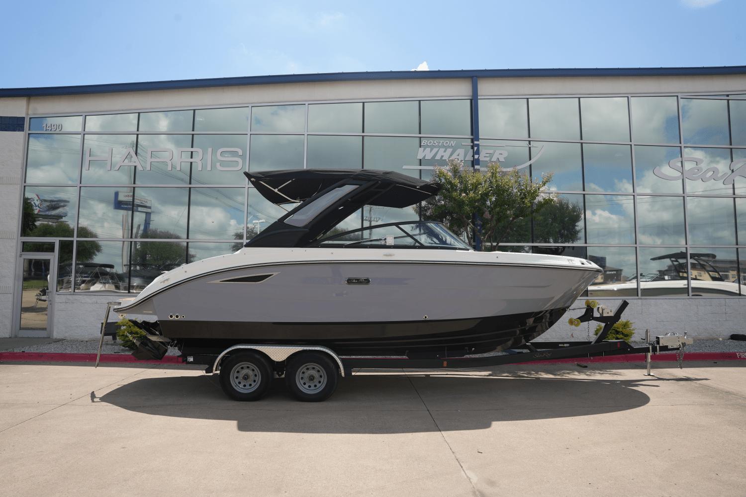 2025 Sea Ray SDX 250