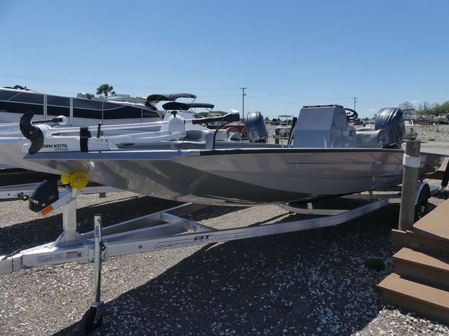 Xpress Boats H210B