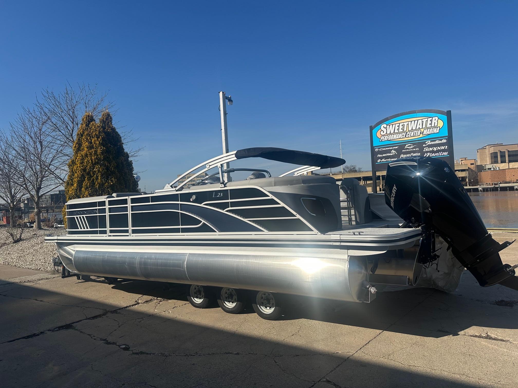 2025 Bennington L Series 23 LFB
