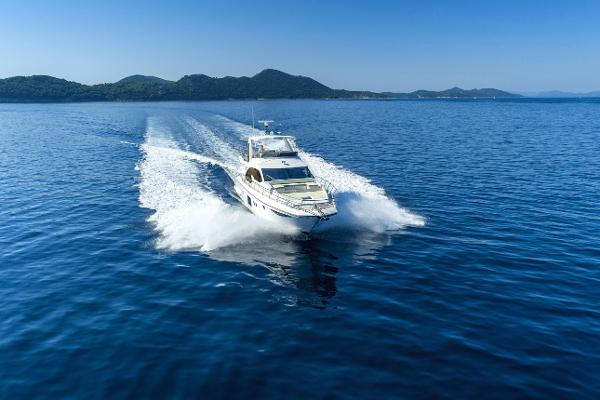 2018 Azimut 66 FLY