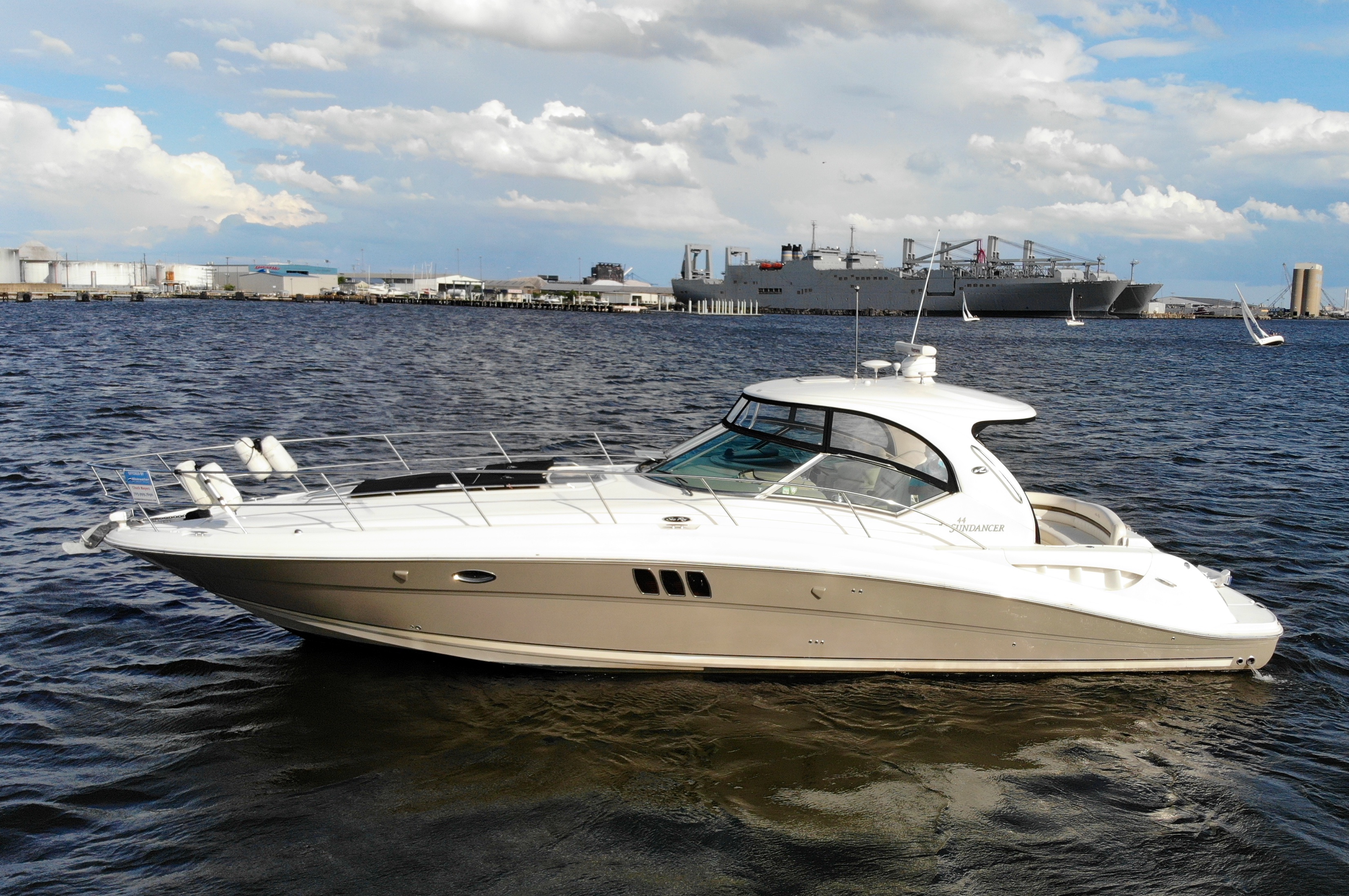 Sea ray 44 boat jungle