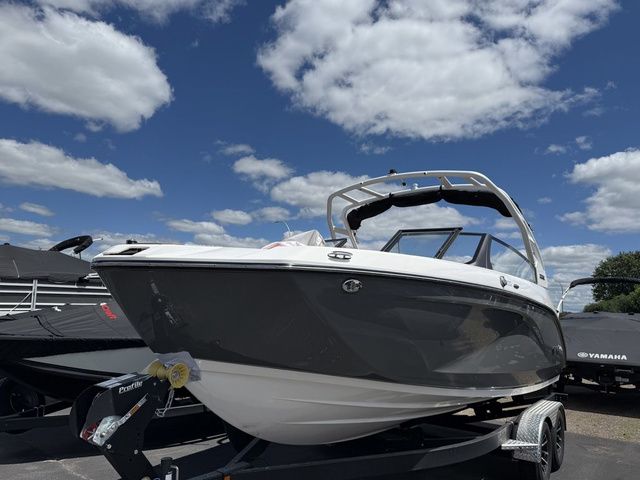 2025 Yamaha Boats 222SE