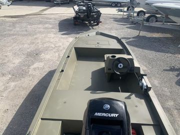 2024 Tracker Grizzly 1648 SC