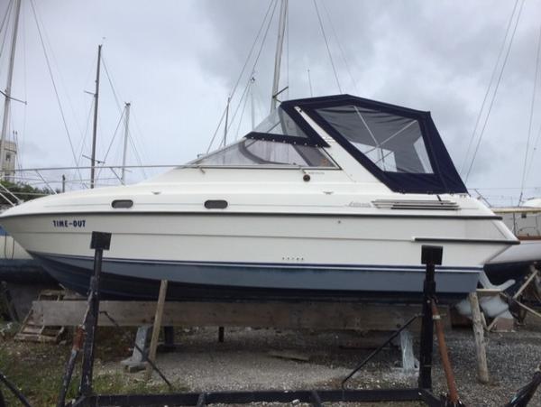 1990 Falcon Boats Falcon 27