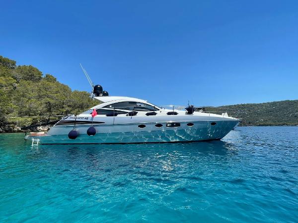 2008 Pershing 46