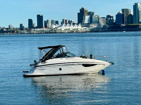 Regal 28 Express