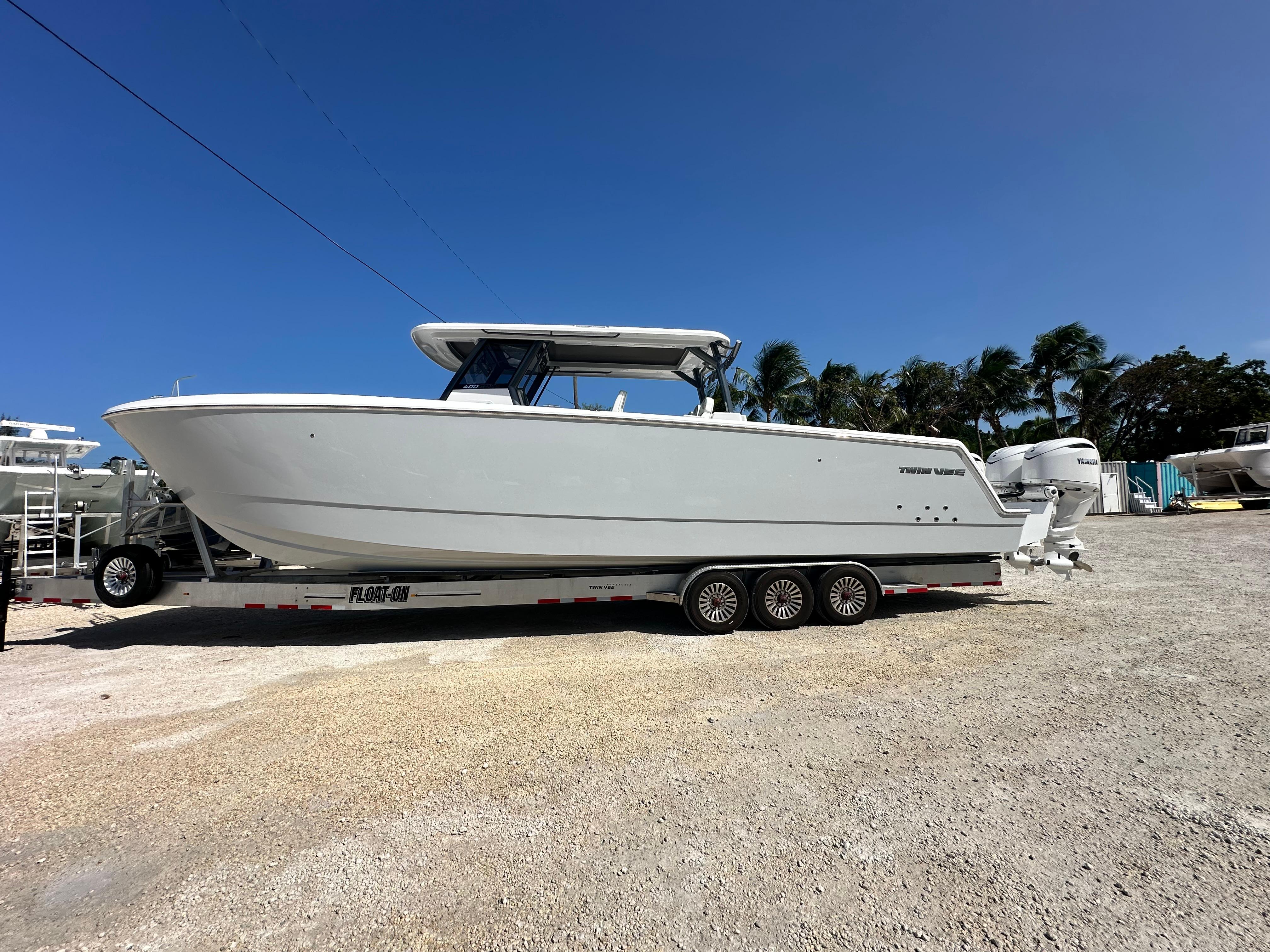 2026 Twin Vee 400 GFX2 CC