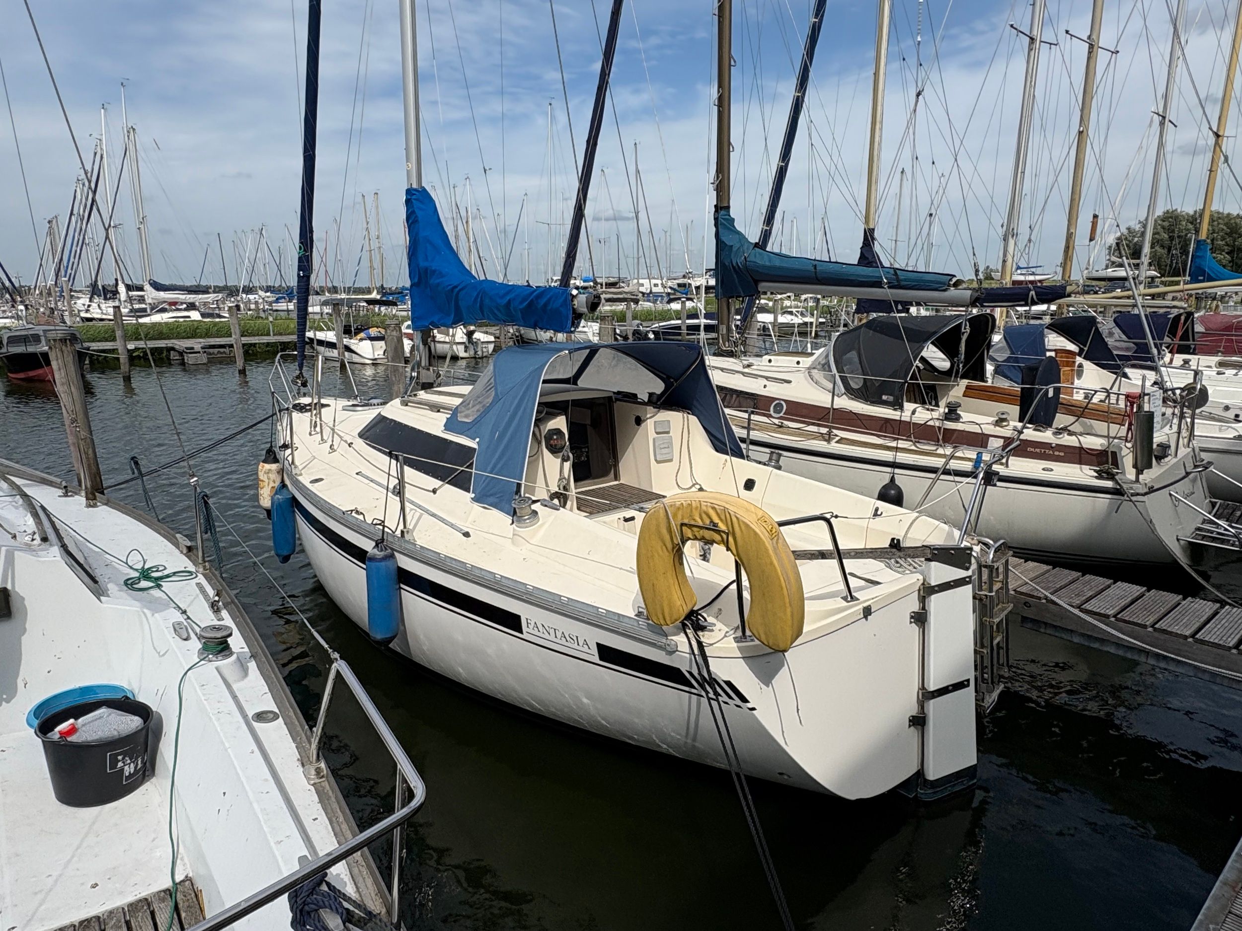 1985 Jeanneau Fantasia 27