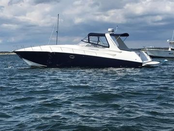 2009 Fountain 38 Express Cruiser