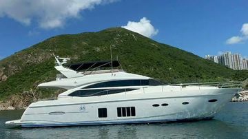 2011 Princess 72 Flybridge Motor Yacht