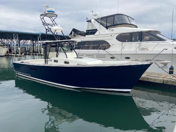 2011 Sabre Custom Yachtfish