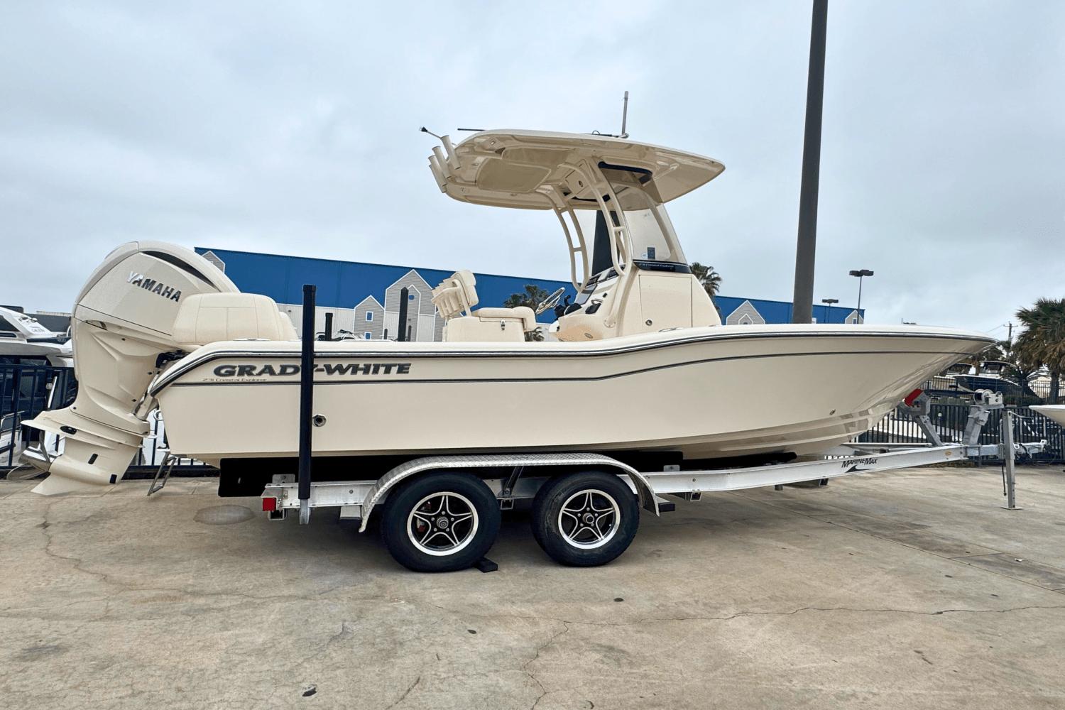 Grady-White 231 Coastal Explorer