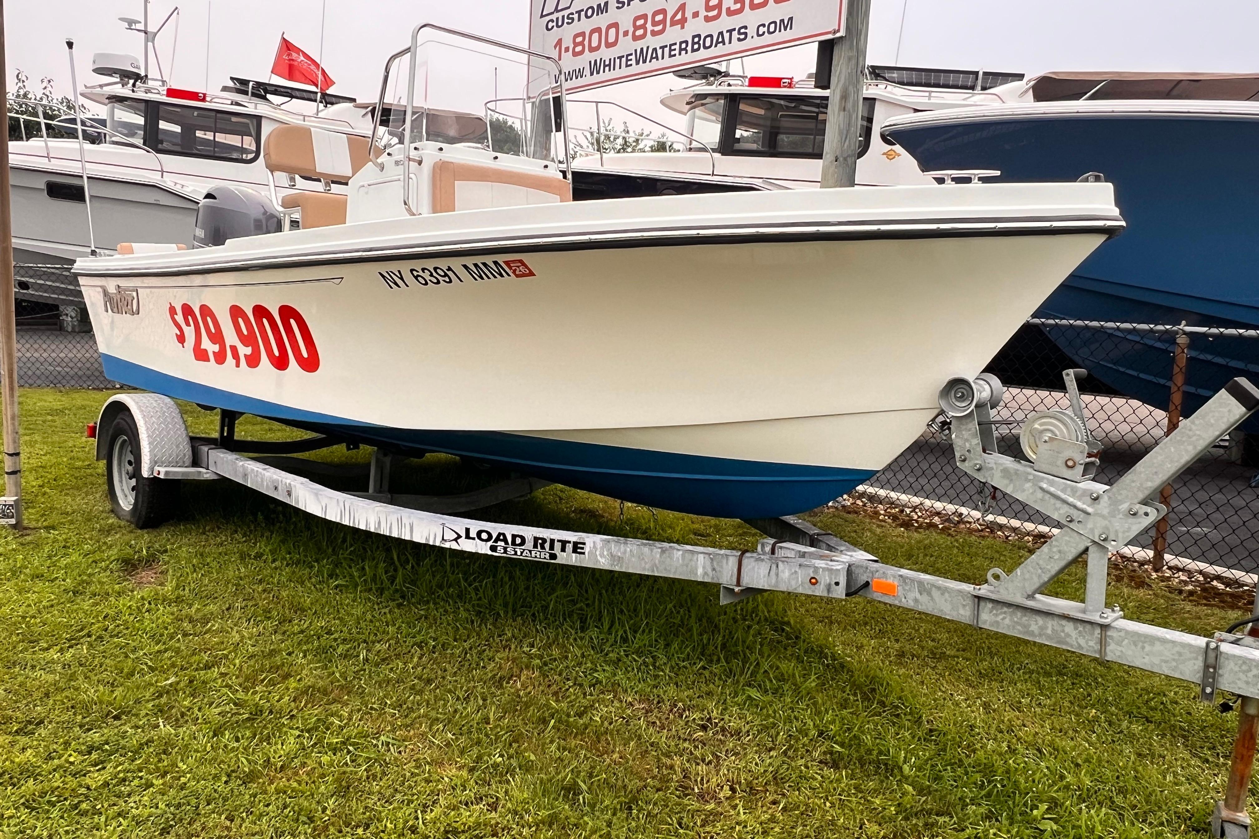 2017 Parker 1801 Center Console