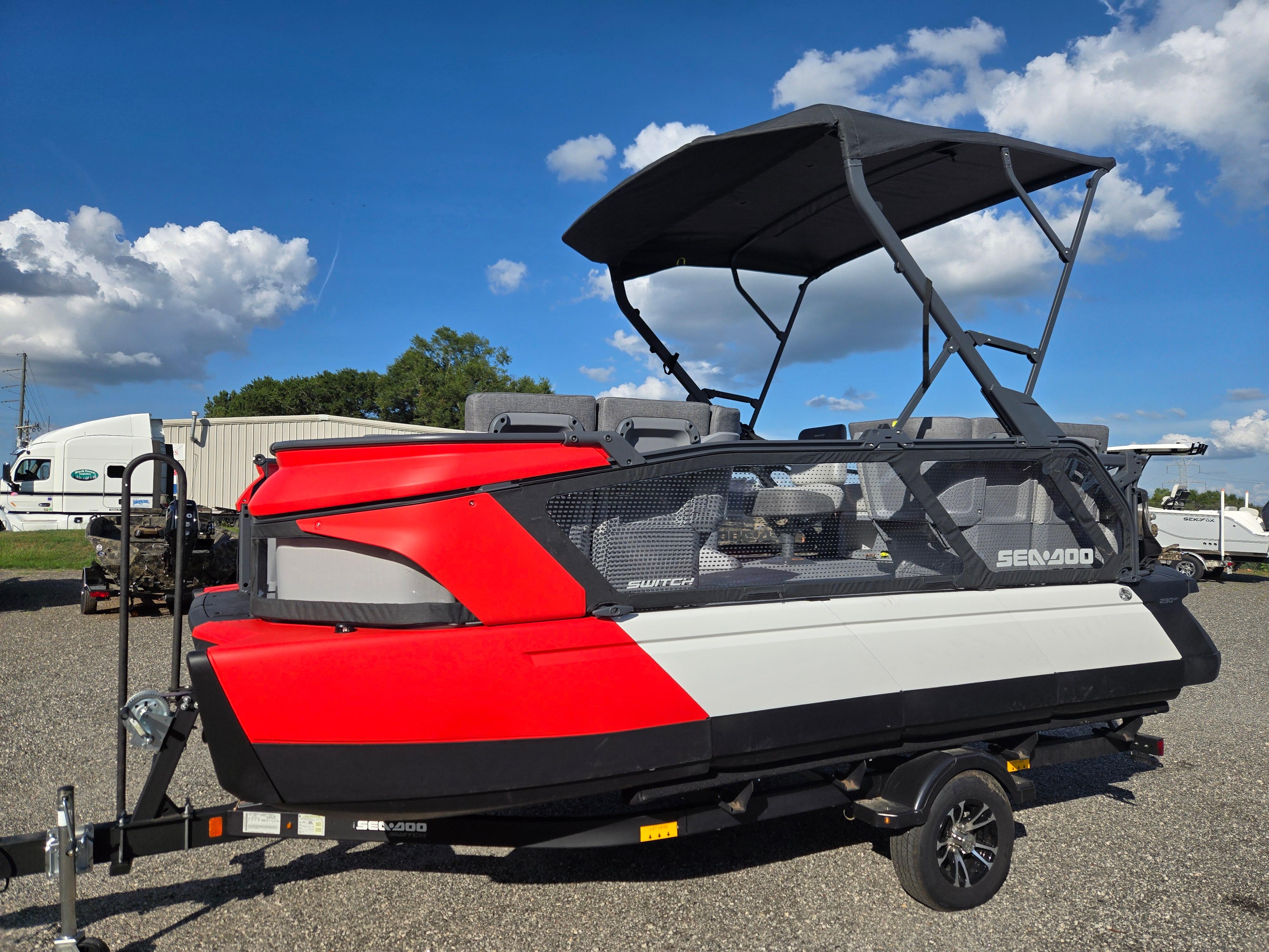 2023 Sea-Doo Switch Cruise 18