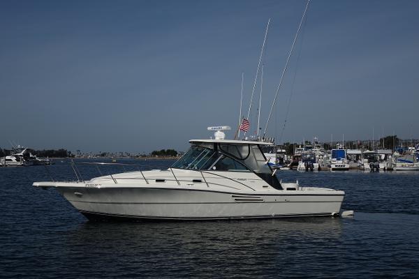 2001 Pursuit 3000 Express