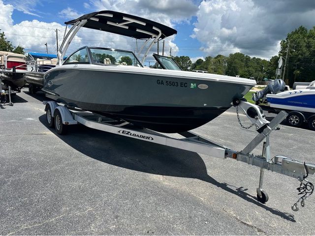 2019 Cobalt CS23 Surf