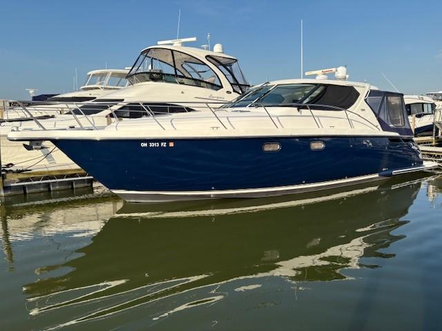 2009 Tiara Yachts 4300 Sovran