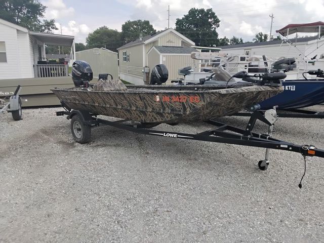 2017 Lowe Roughneck 1650SC