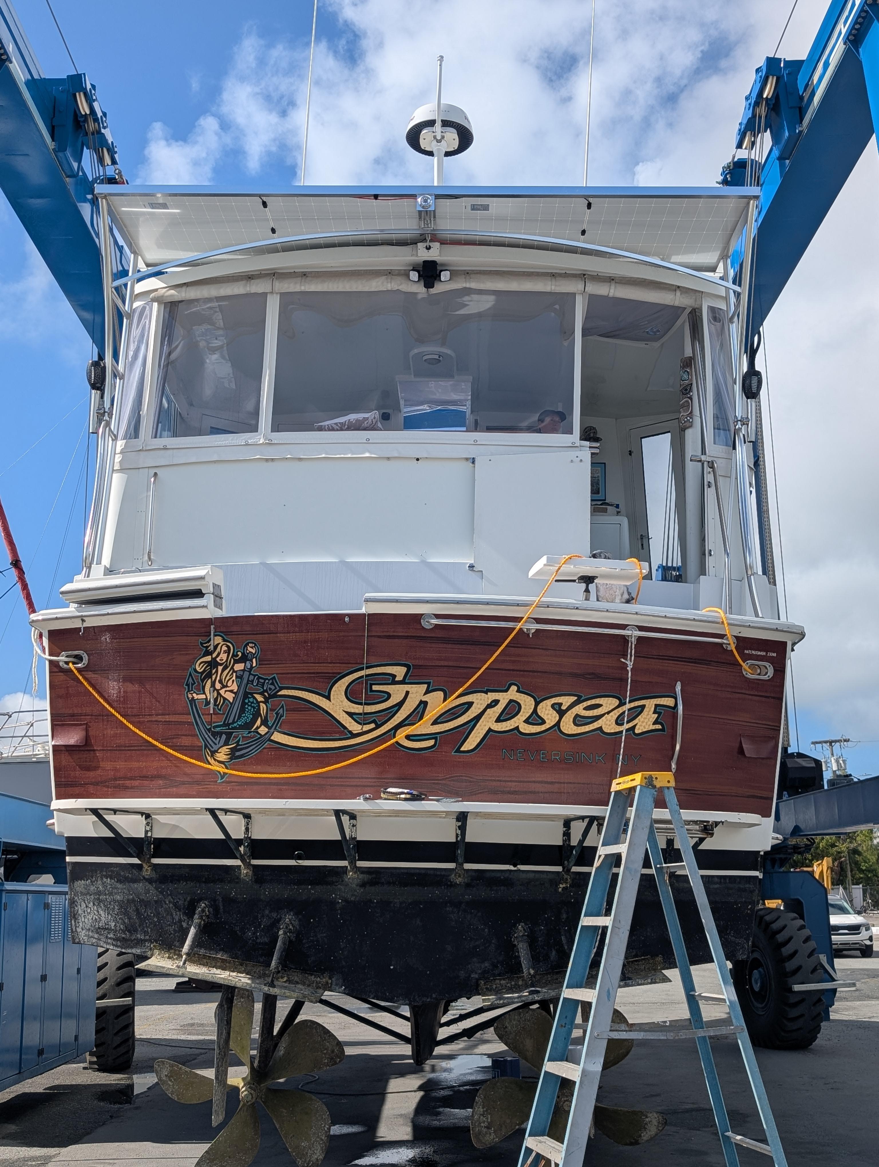 1994 Hatteras 48 CPMY