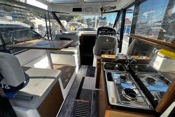 2018 Jeanneau Merry Fisher 895