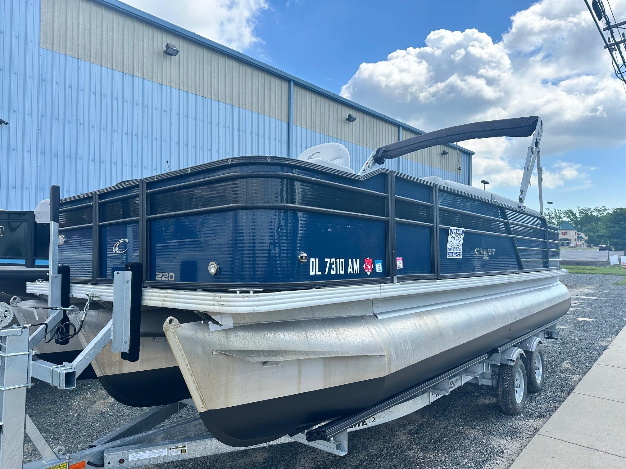 2020 Crest 220 Fish Triple Tube