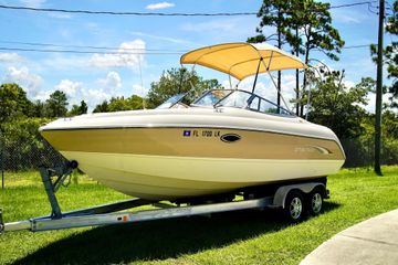 2001 Stingray 240 LS