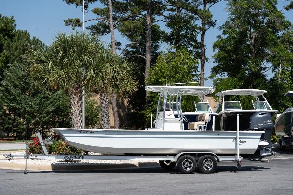 2021 Bay Rider 2460 Skiff