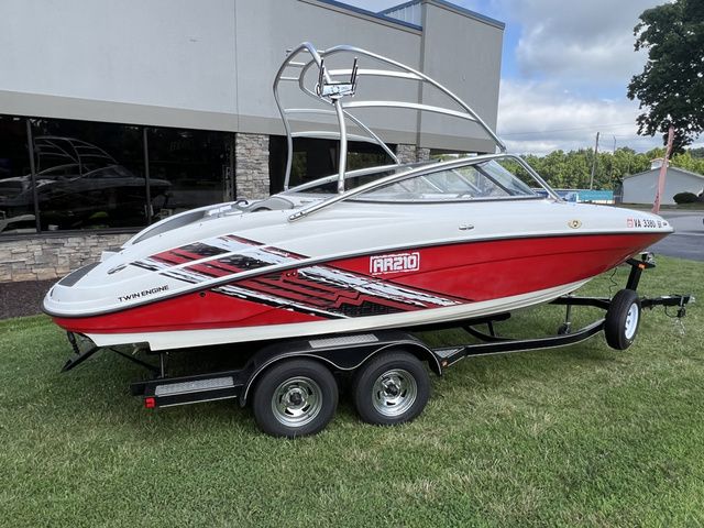 Yamaha Boats AR210
