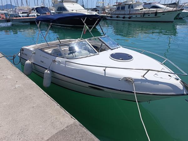 1998 Four Winns 205 Sundowner