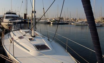 2004 Bavaria 38