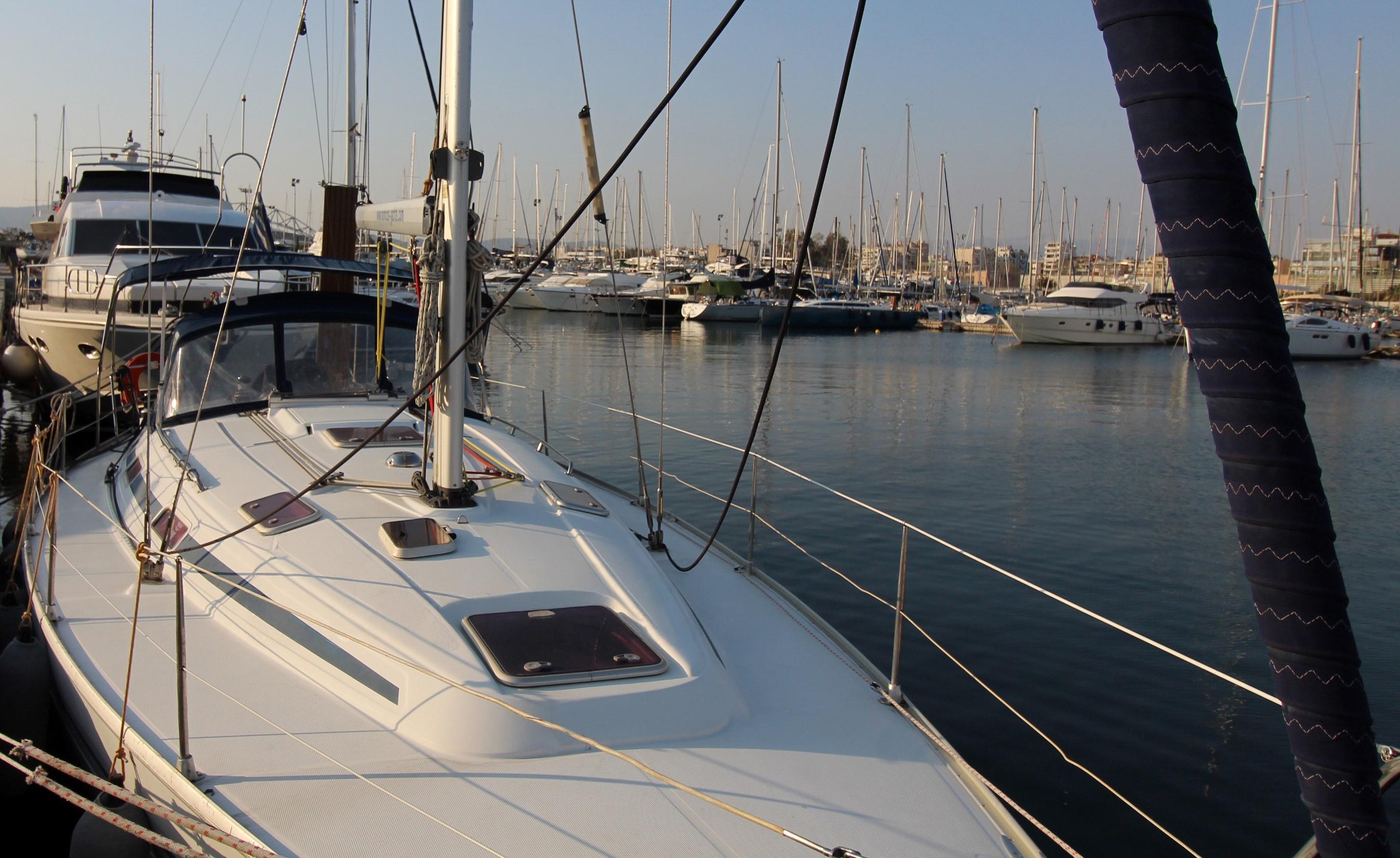 2004 Bavaria 38