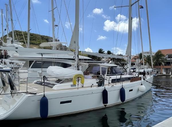2012 Amel 55