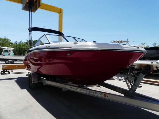 Hurricane SunDeck 235 OB