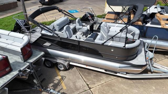 Crest Classic 220 SLRC 3 Toon