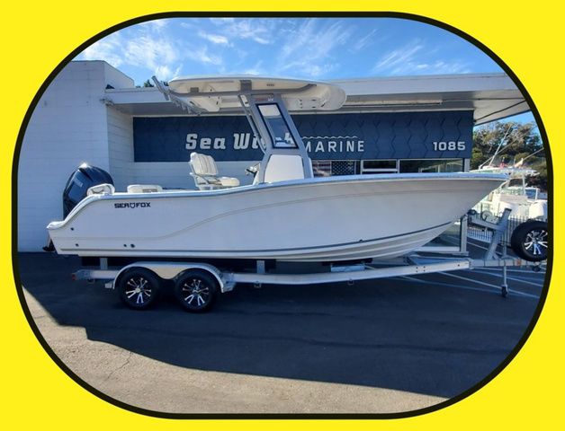 2025 Sea Fox 228 Commander