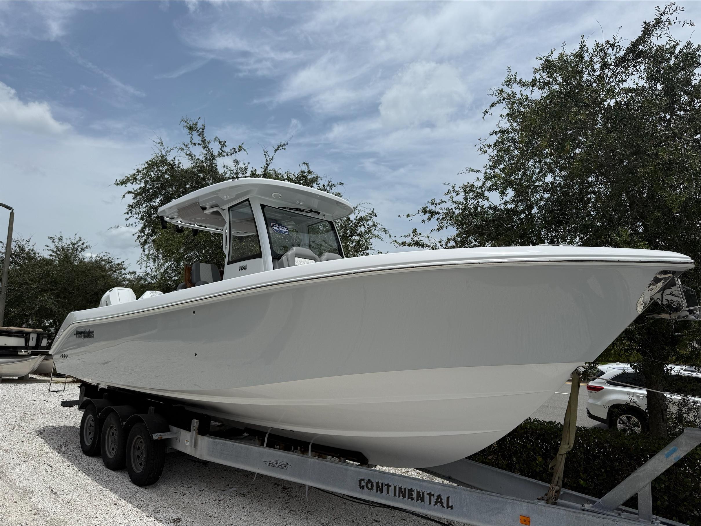 2026 Everglades 315 CC