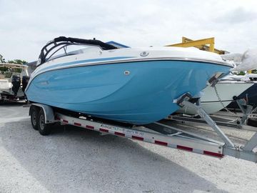 2025 Hurricane SunDeck 2600 OB