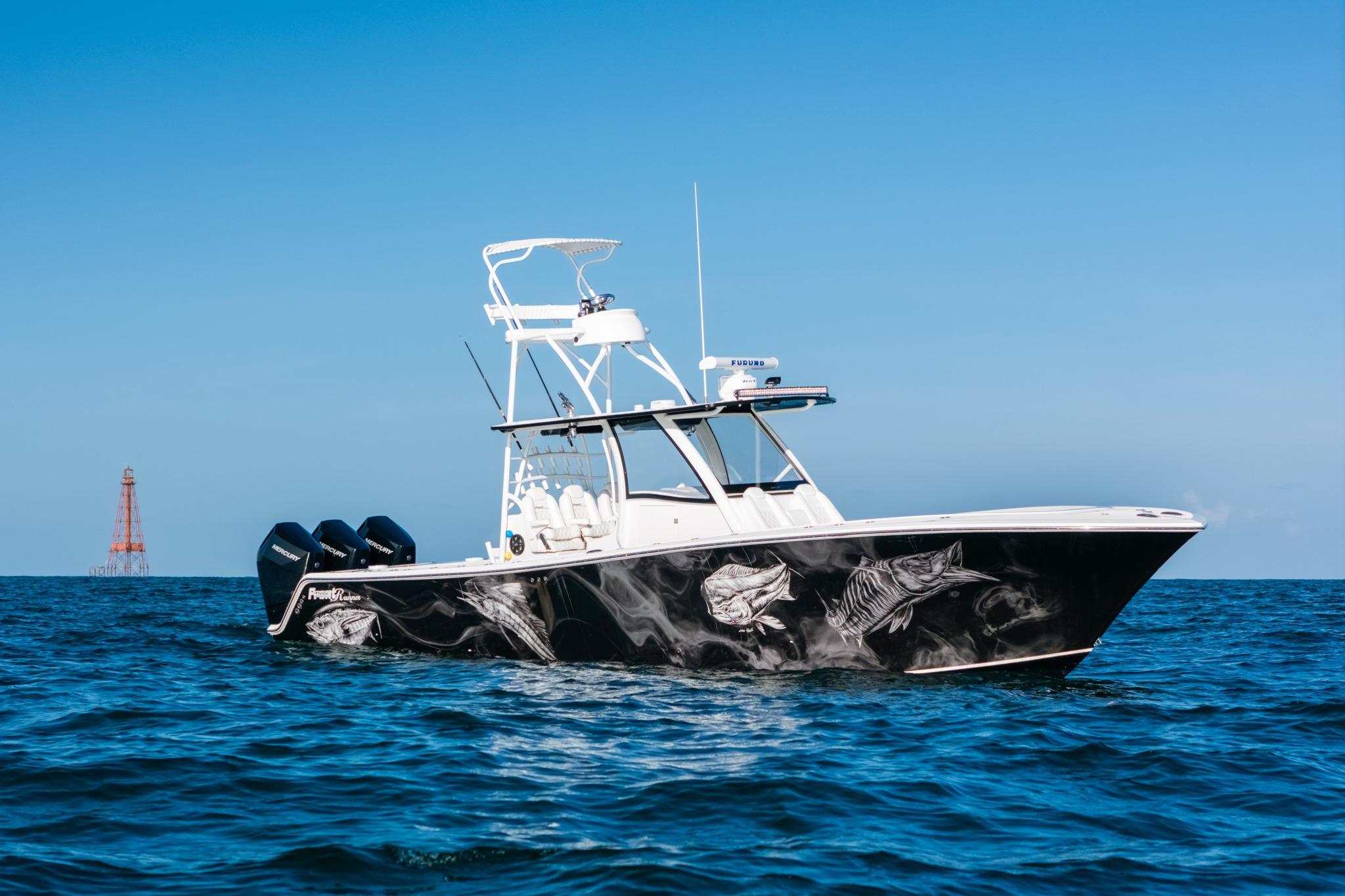 2023 Front Runner 39 Center Console